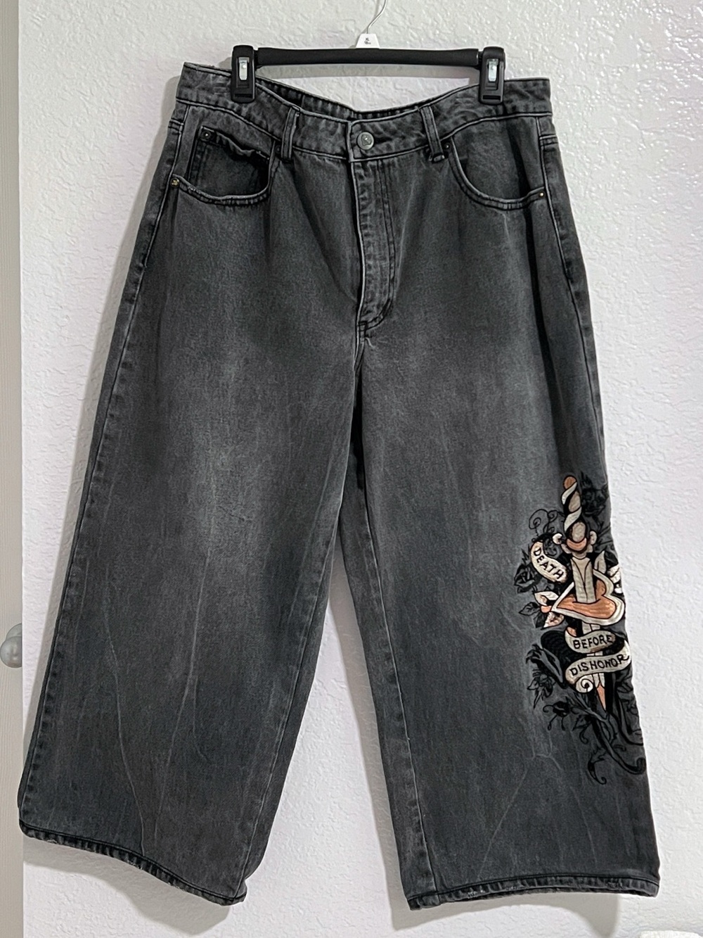 Ed Hardy Black Washed Jeans Embroidered Logo Wide Leg Size 34 Retro School